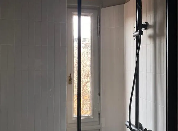 Bilocale Di Design Con Vista In Crocetta Quadronno * Milão