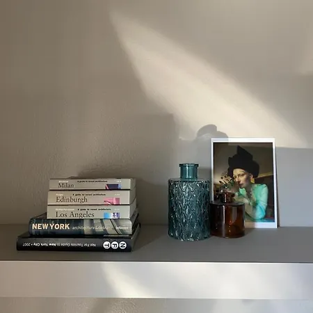 Bilocale Di Design Con Vista In Crocetta Quadronno Apartment *