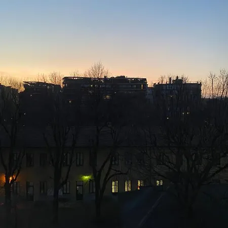 Bilocale Di Design Con Vista In Crocetta Quadronno Apartment Milan