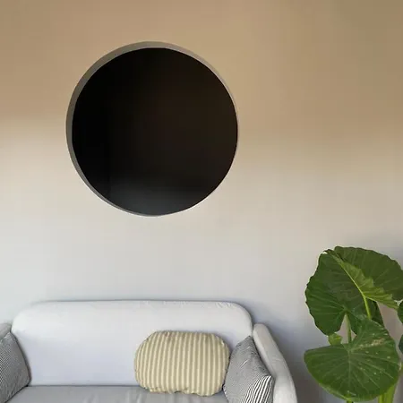 Bilocale Di Design Con Vista In Crocetta Quadronno Milan